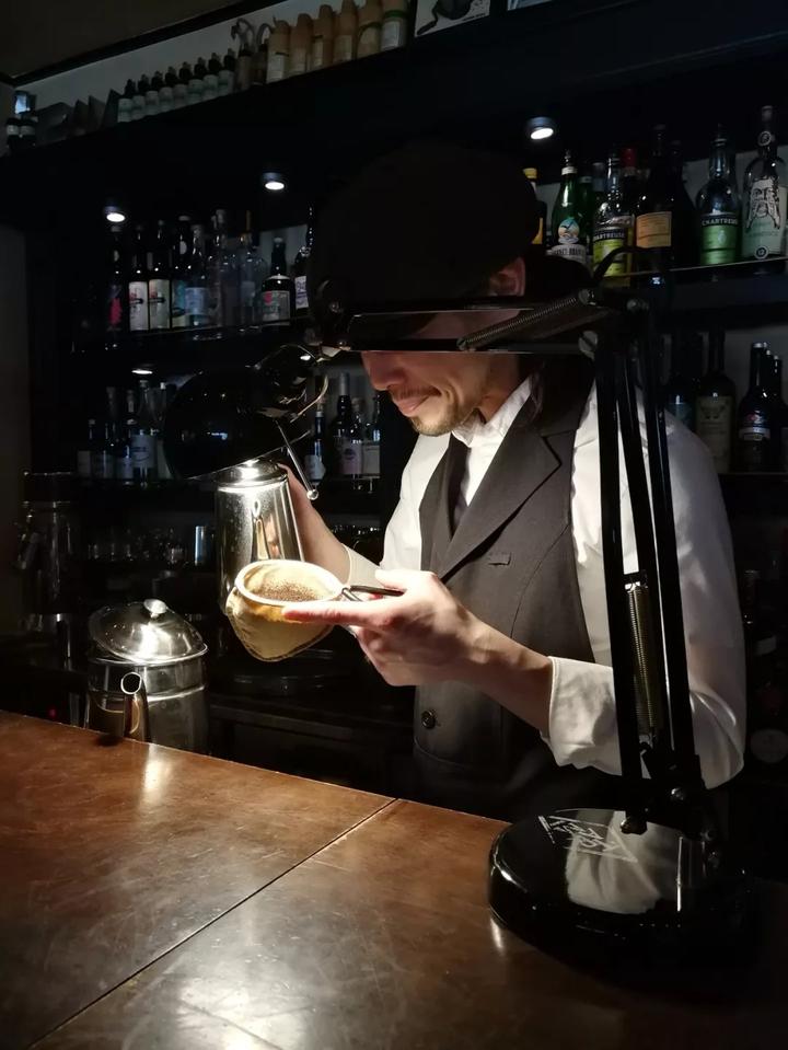 街头咖啡屋时代美食_街头咖啡馆Q版_街头的咖啡馆歌词