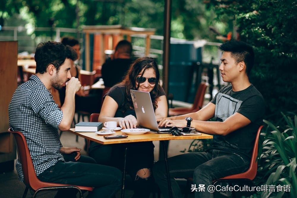 咖啡圈说说朋友圈句子_咖啡圈说说朋友圈文案_咖啡朋友圈说说
