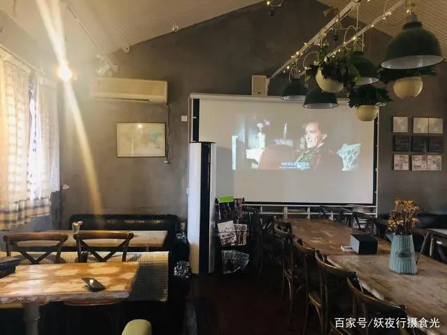 猫宅咖啡旅馆_猫咖啡馆馆主_猫宅咖啡馆