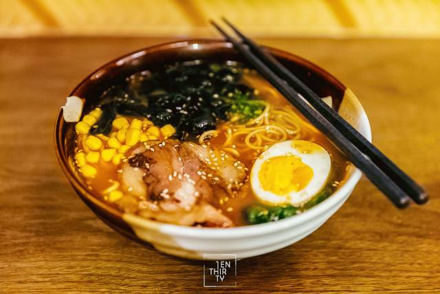 美食附近饭店_附近 美食_周边美食附近