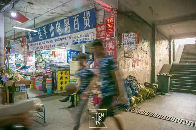 附近 美食_周边美食附近_美食附近饭店