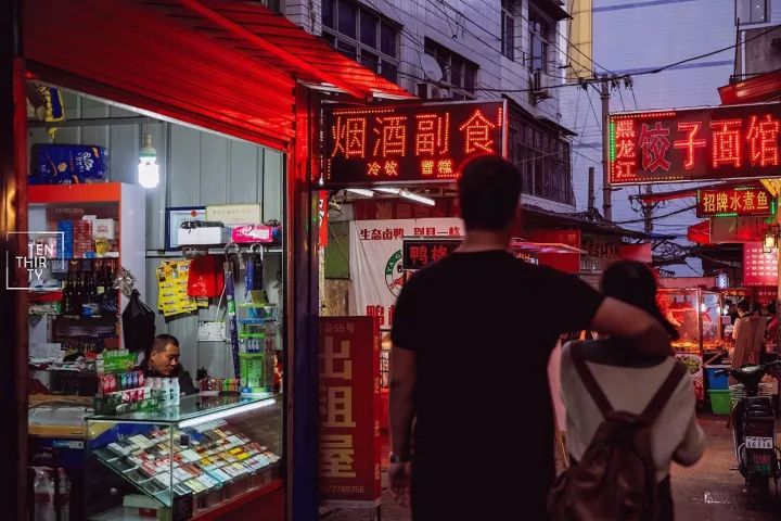 美食附近饭店_附近 美食_周边美食附近