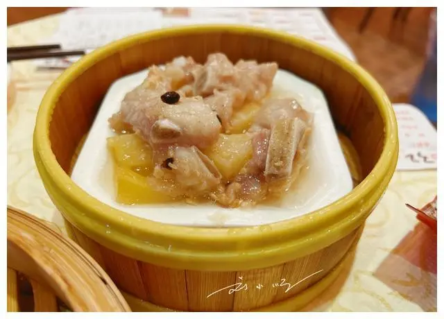 广州泮溪酒家婚宴价格_广州泮溪酒家点心价格图片_南园酒家点心