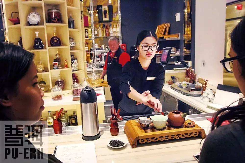咖啡馆里的茶_吃茶咖啡馆_咖啡茶餐厅