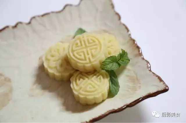 糕点店夏天卖什么_商超夏天糕点_夏天的糕点要放冰箱吗