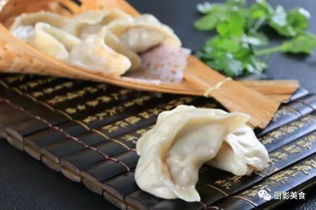 糕点店夏天卖什么_夏天的糕点要放冰箱吗_商超夏天糕点